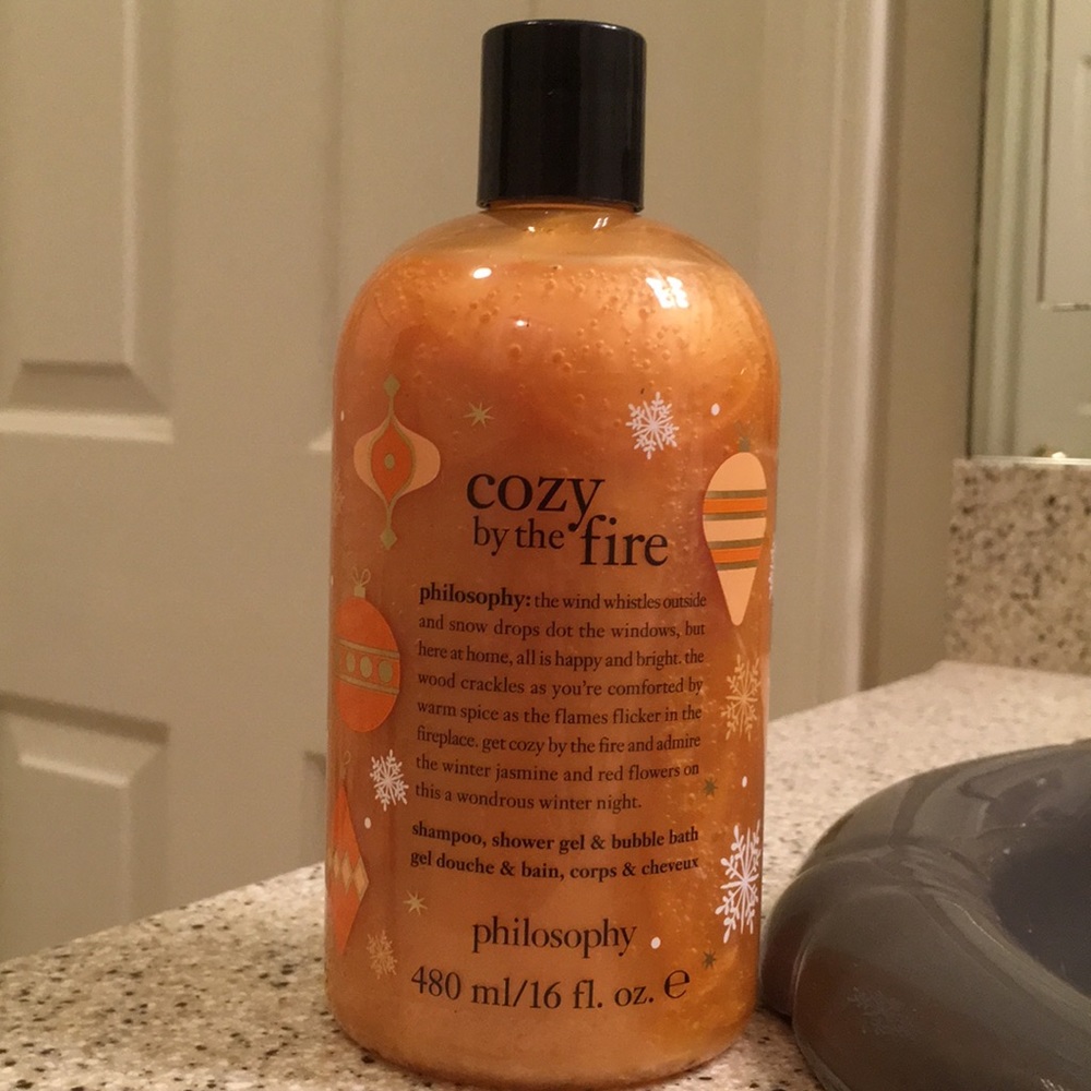 Philosophy Cozy By The Fire shampoo, shower 16 oz